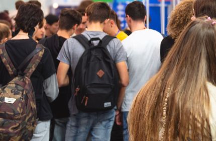 Bezpečnost ve školách: Jak chránit žáky i zaměstnance?